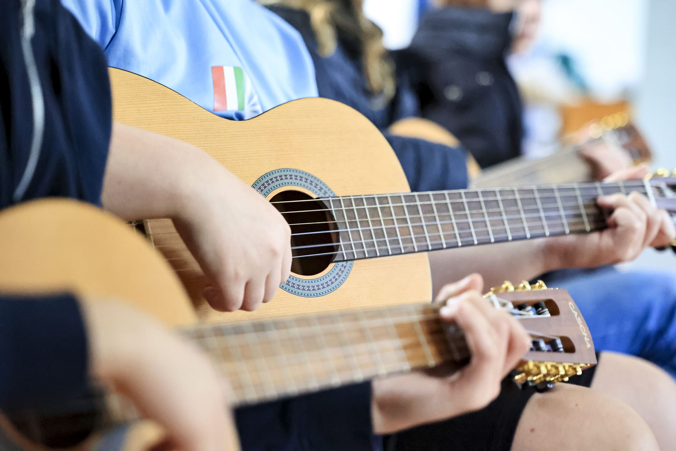 ЮРИЙ ПОЗДНИКОВ – stock.adobe.com